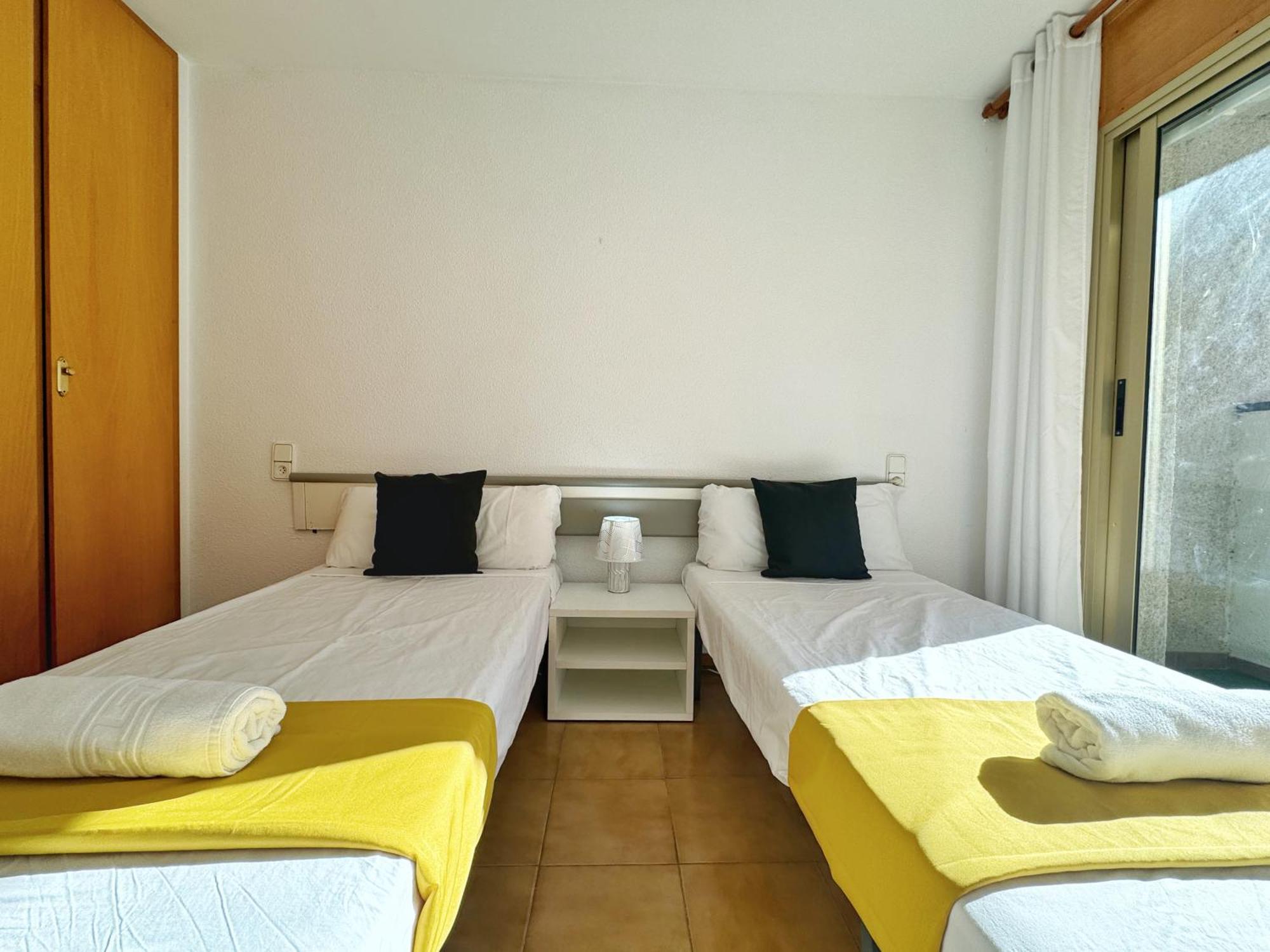 Апартаменты Domuum Holidays - Cordoba Салоу Экстерьер фото